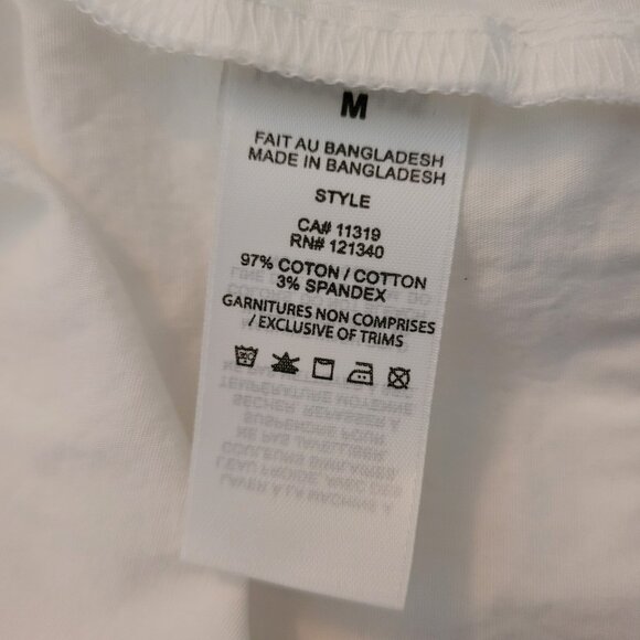 Dynamite Women's Basic White Crop Button-Up Shirt - Picture 2 of 5